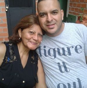 Meet your Posher, Simon